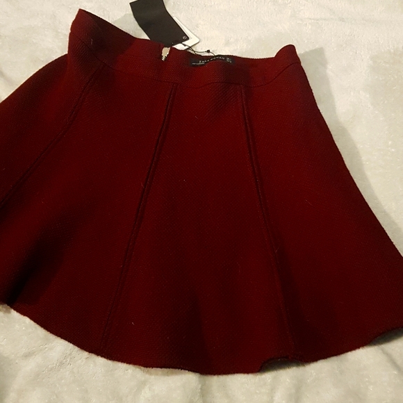 Zara Burgundy Skater Skirt - Picture 2 of 4